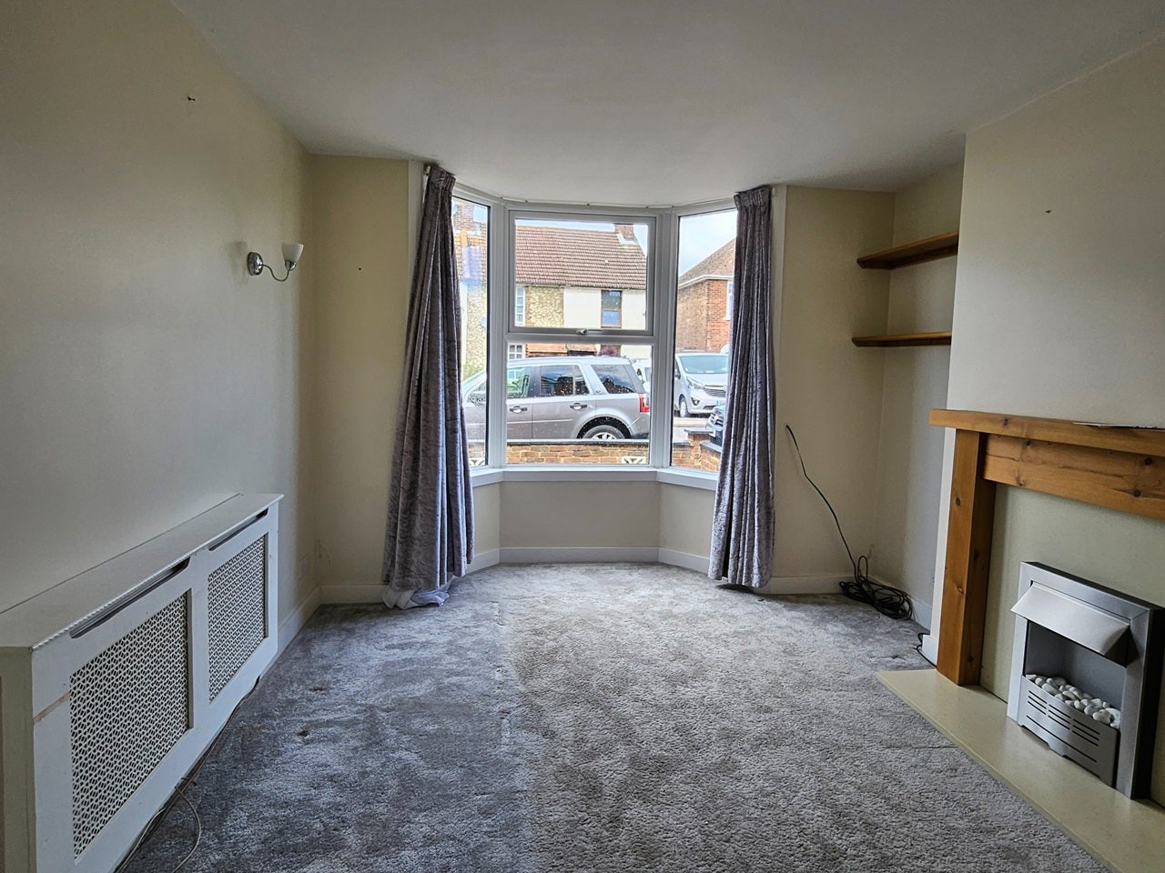 House Canterbury Road in Ashford