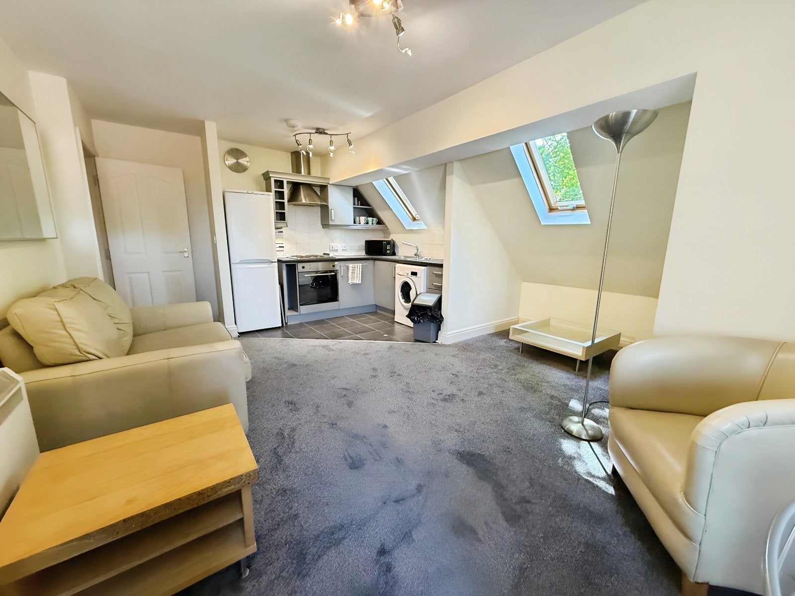 Flat Whalley Road in Manchester