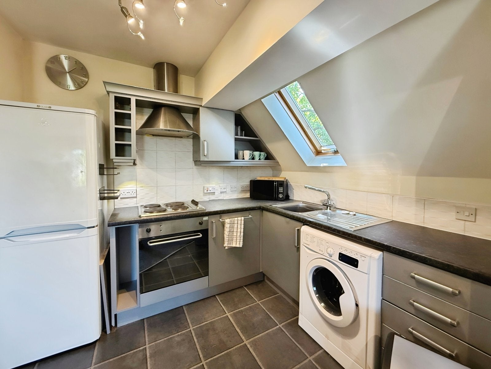 Flat Whalley Road in Manchester