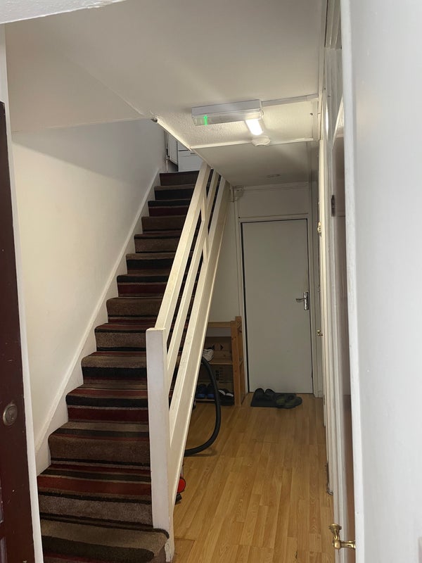 Room Kennard Road in Greater London