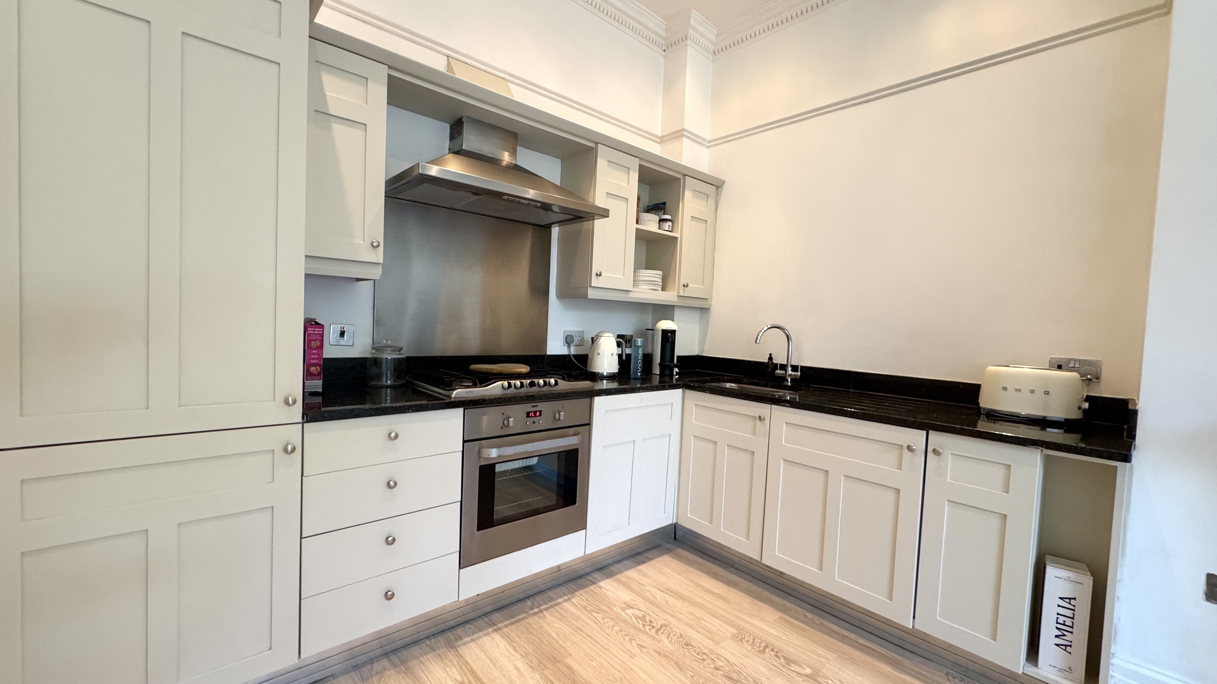 Flat Nightingale Walk in Lichfield