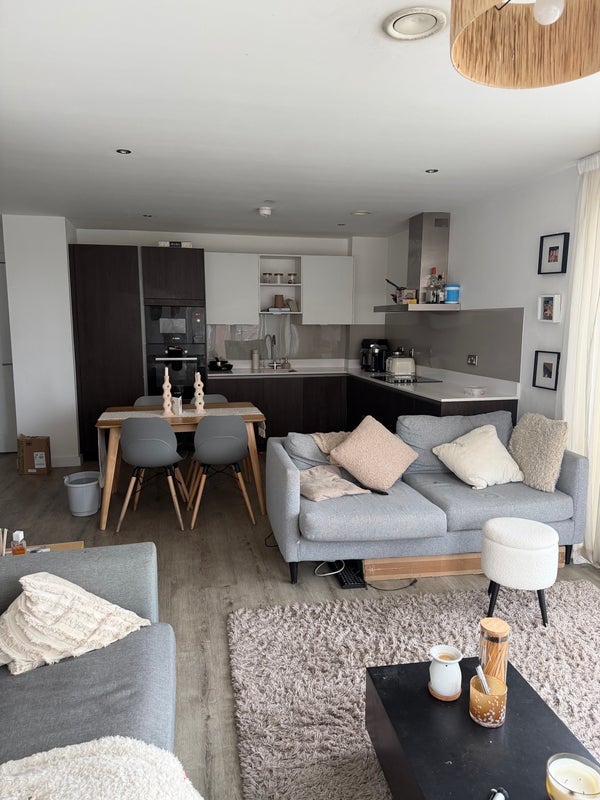 Room Middlewood Street in Salford
