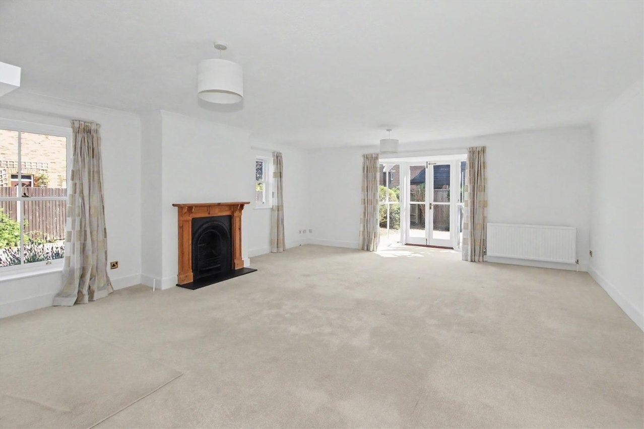 House Brisson Close in Walton on Thames