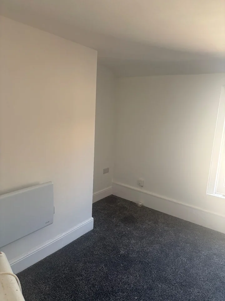Flat Scarisbrick Street in Southport