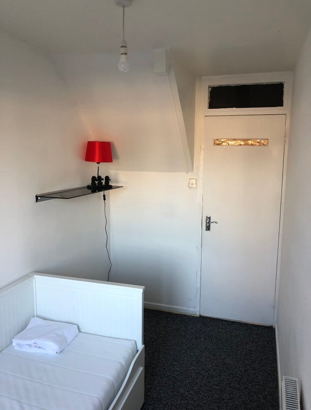 Room Railton Road in Greater London