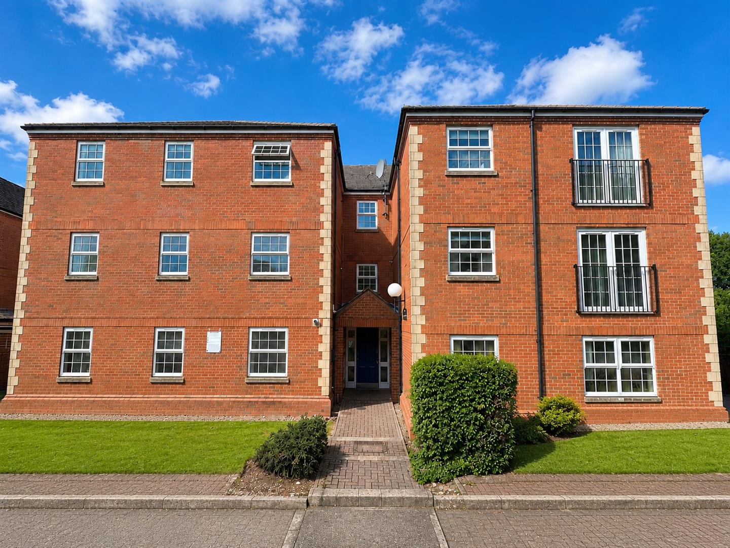 Flat Latymer Court in Northampton