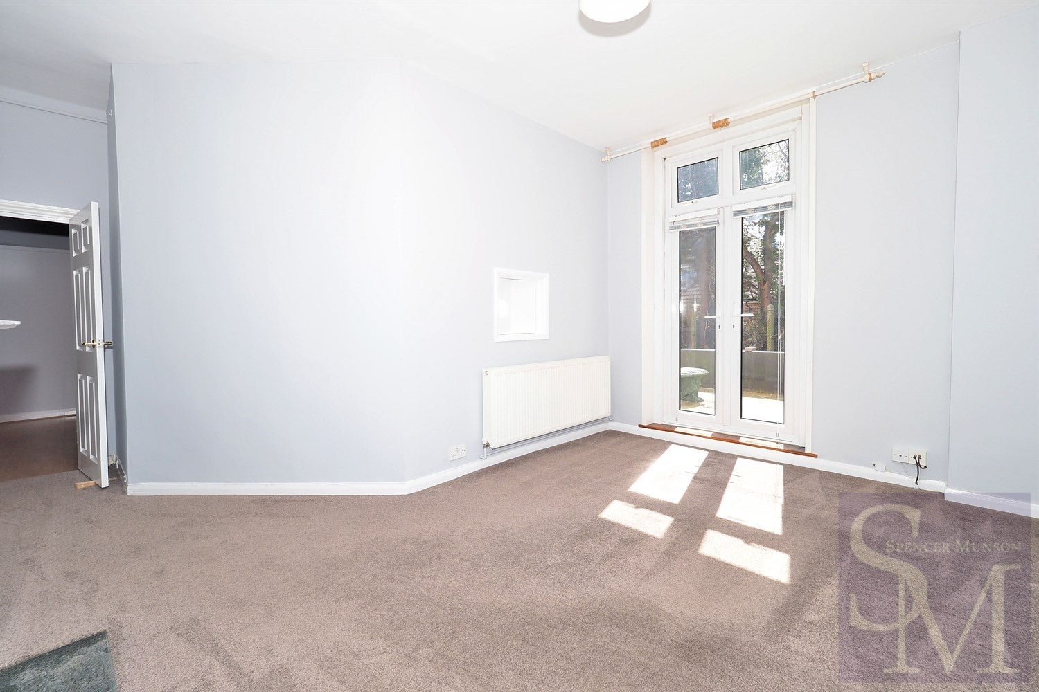 Flat Duchess Grove in Epping Forest