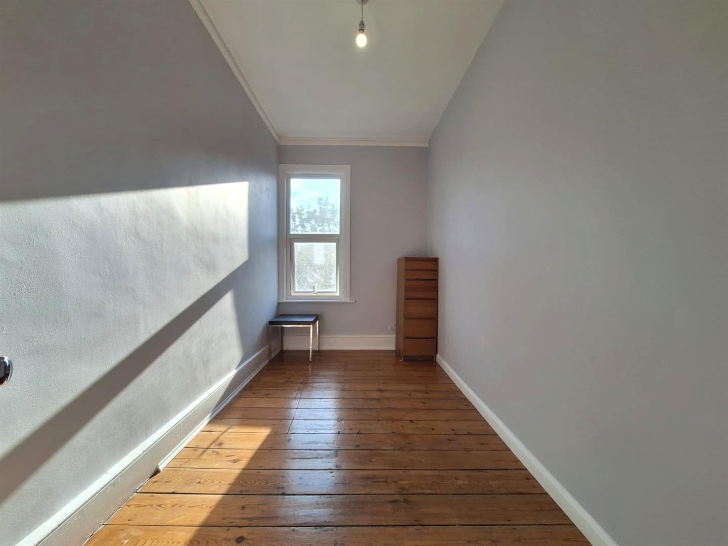 Flat Clarence Road in Greater London