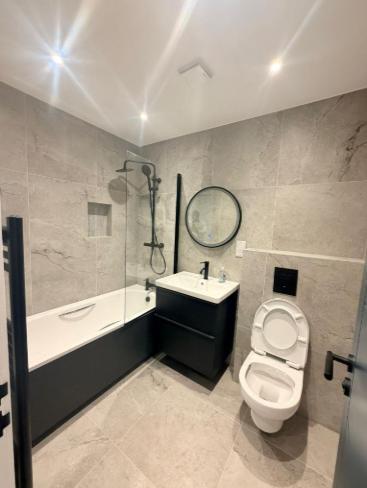 Flat Bromley Road in Greater London