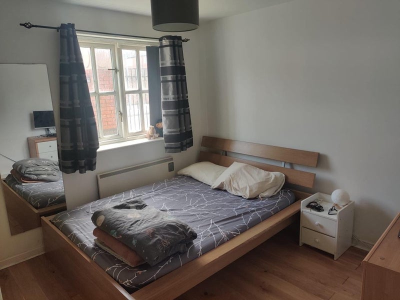 Room Gill Street in Liverpool