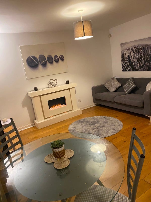Room Gill Street in Liverpool