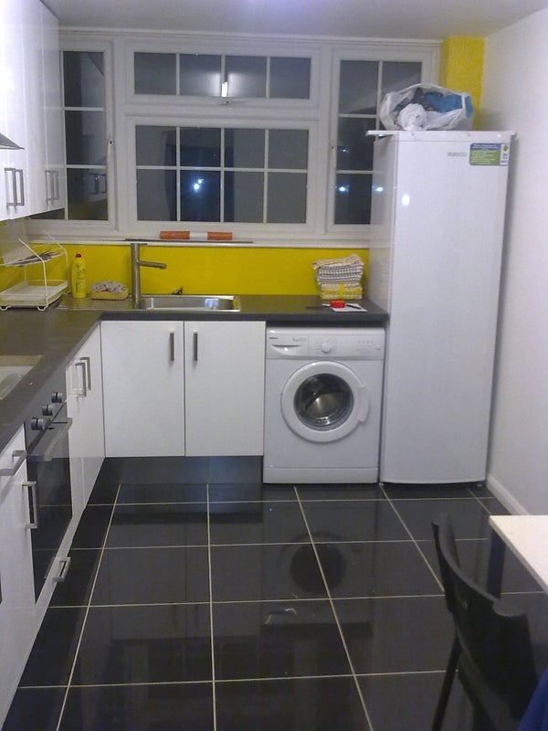 Room Tenbury Close in Greater London