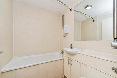 Flat Howson Terrace in Greater London
