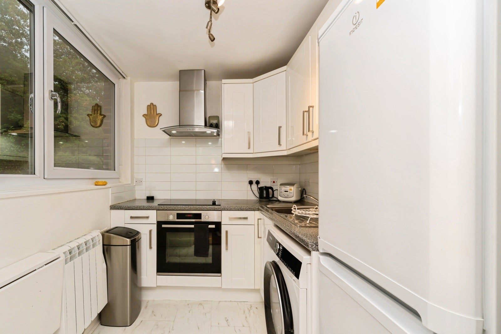 Flat Howson Terrace in Greater London