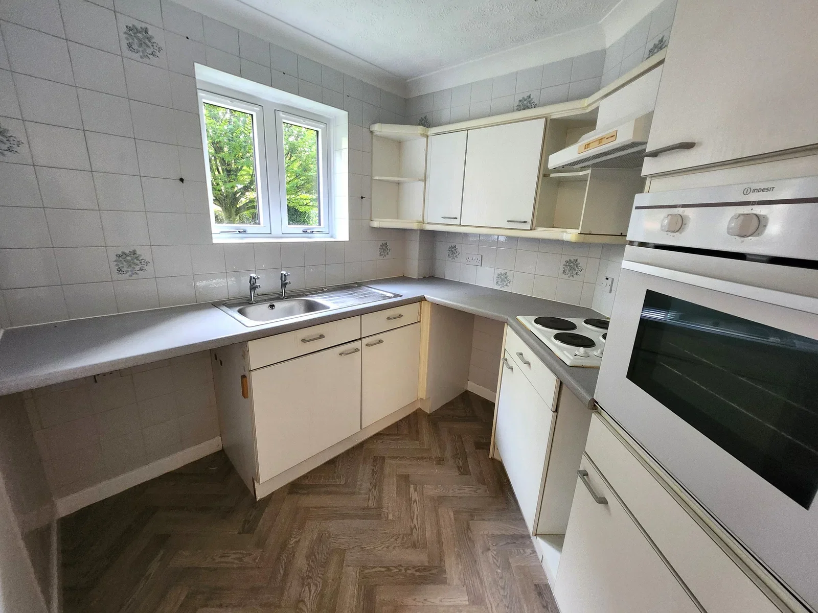 Flat Belfry Drive in Dudley