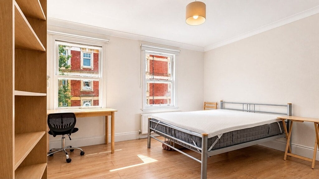 Flat Great Russell Street in Greater London