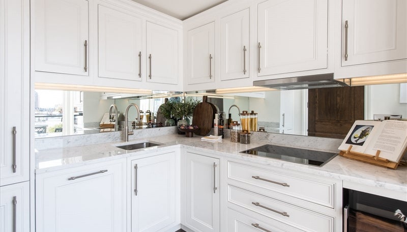 Flat Prince of Wales Terrace in Greater London