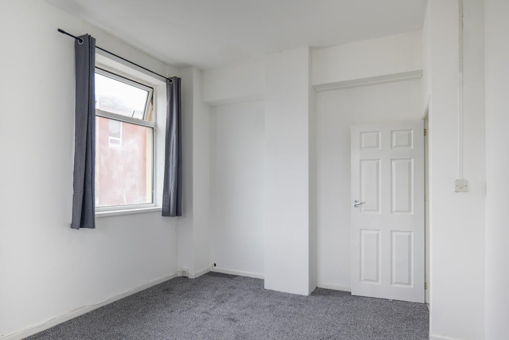 Flat Rossall Road in Blackpool