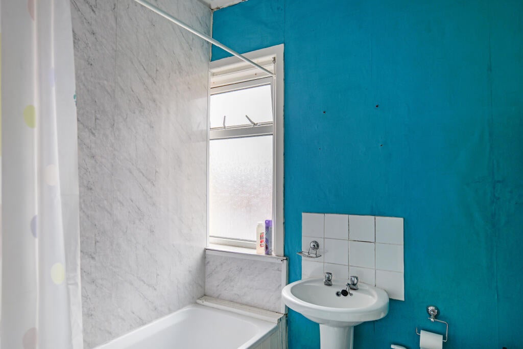 Flat Rossall Road in Blackpool