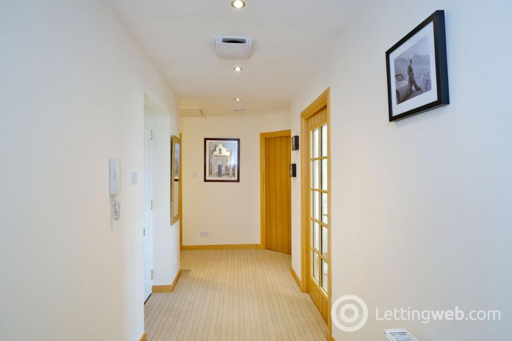 Flat McIntosh Crescent in Aberdeen City