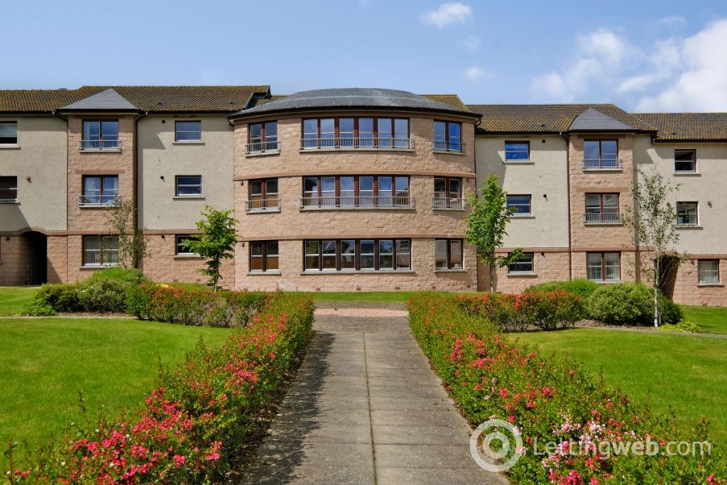 Flat McIntosh Crescent in Aberdeen City