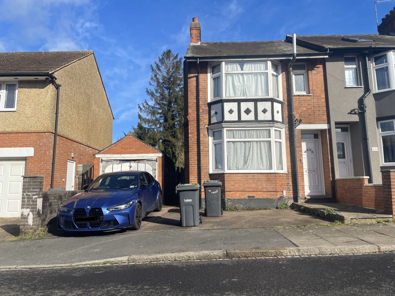 House St. Winifred's Avenue in Luton