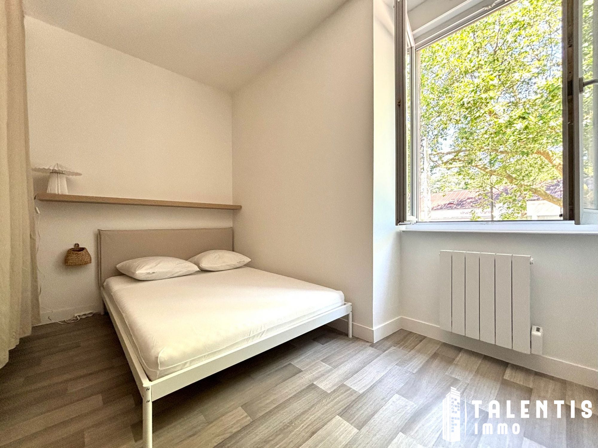 Chambre Rue Bougainville à Nantes