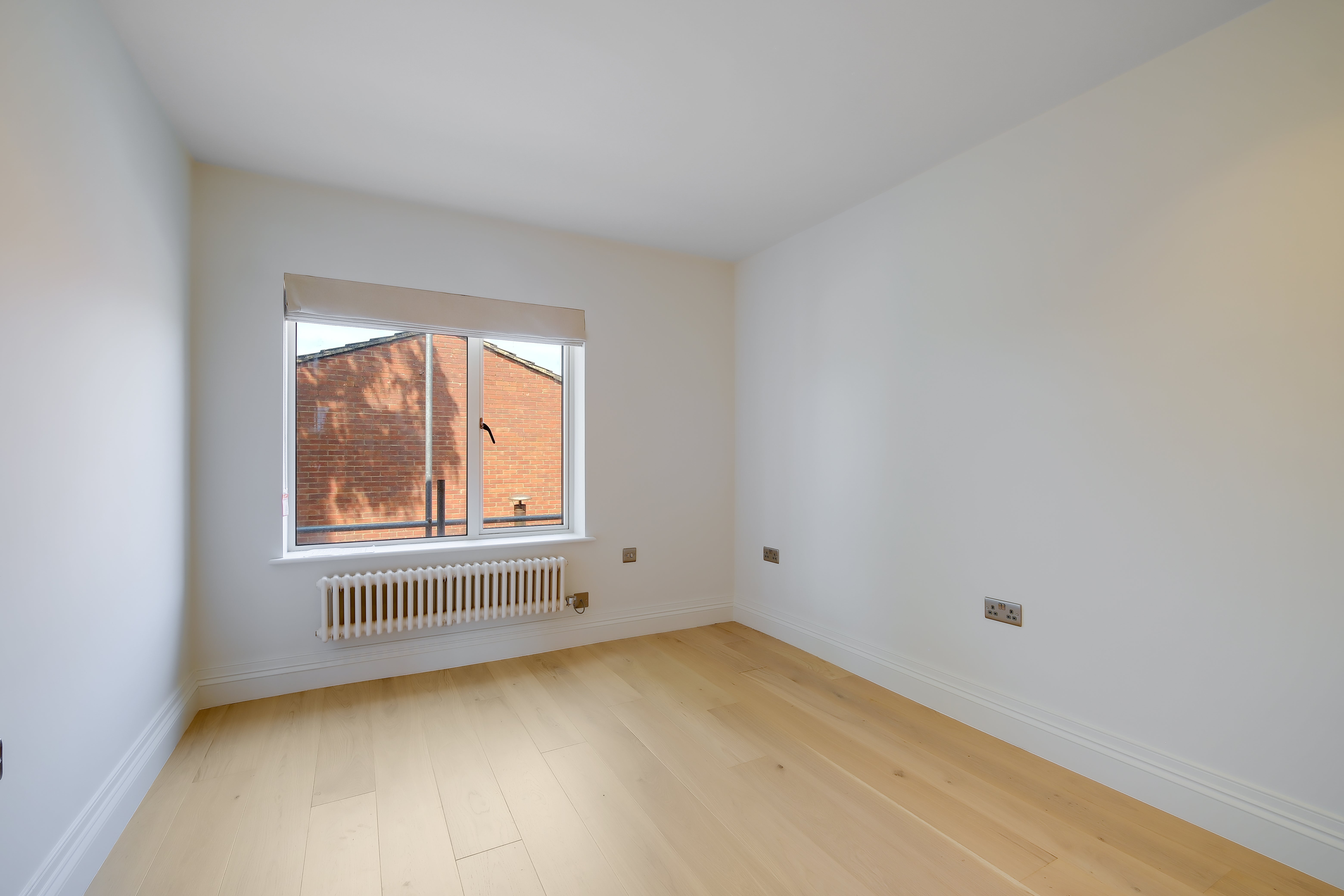Flat St Ann's Road in Greater London
