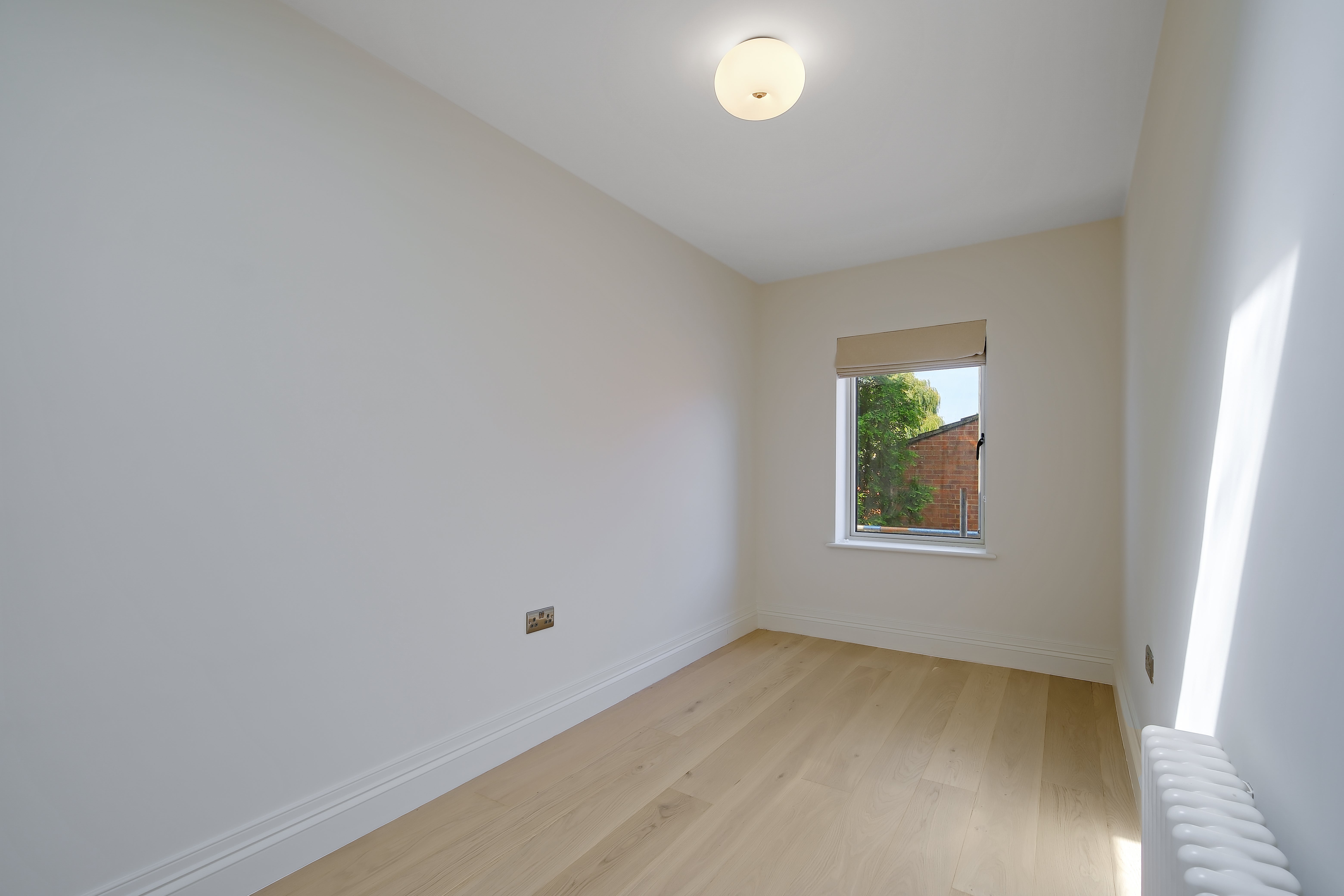 Flat St Ann's Road in Greater London