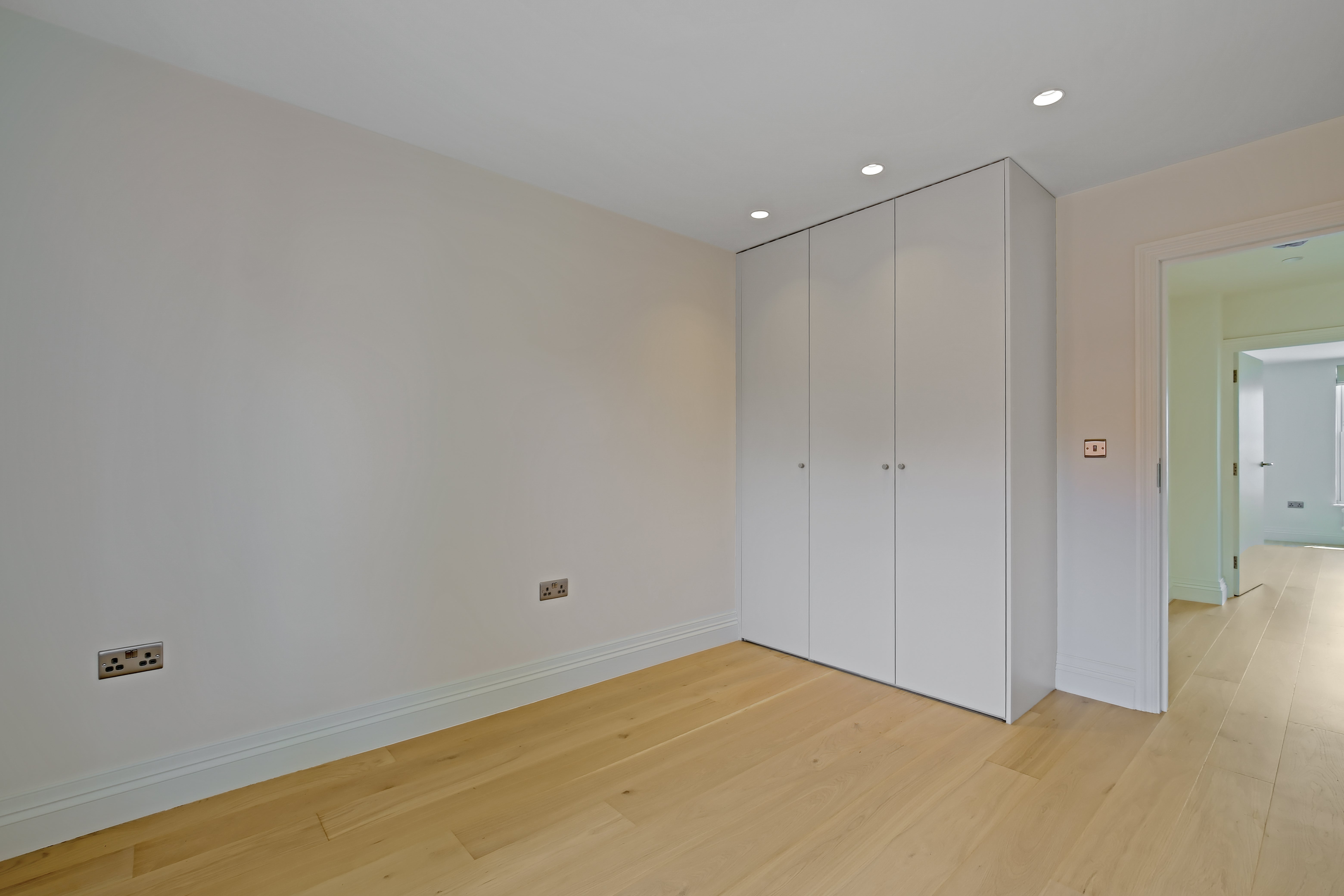 Flat St Ann's Road in Greater London