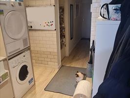 Room Swingate Lane in Greater London