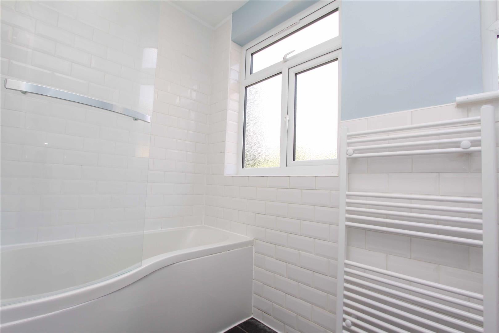 Flat Imperial Close in Greater London