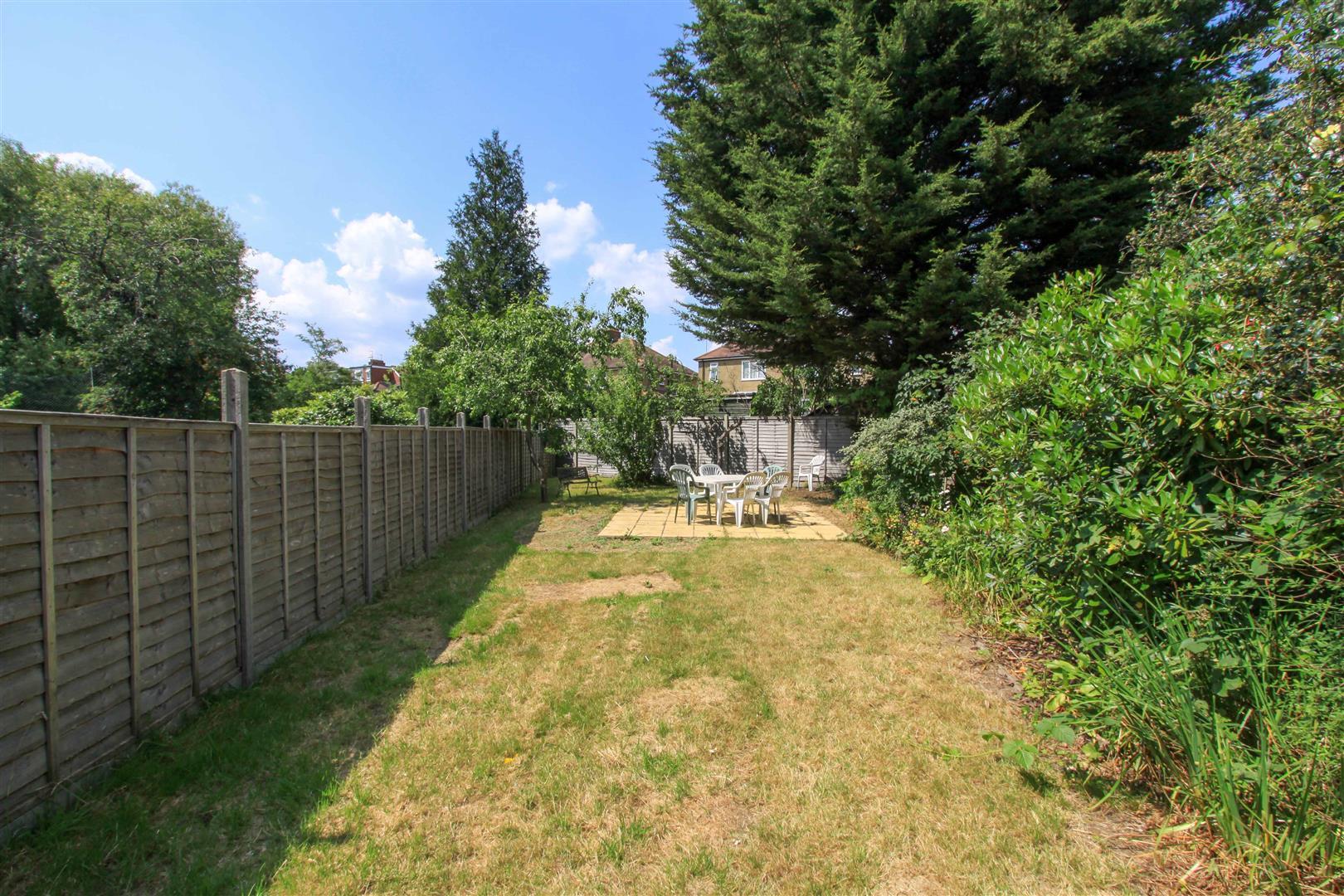 Flat Imperial Close in Greater London