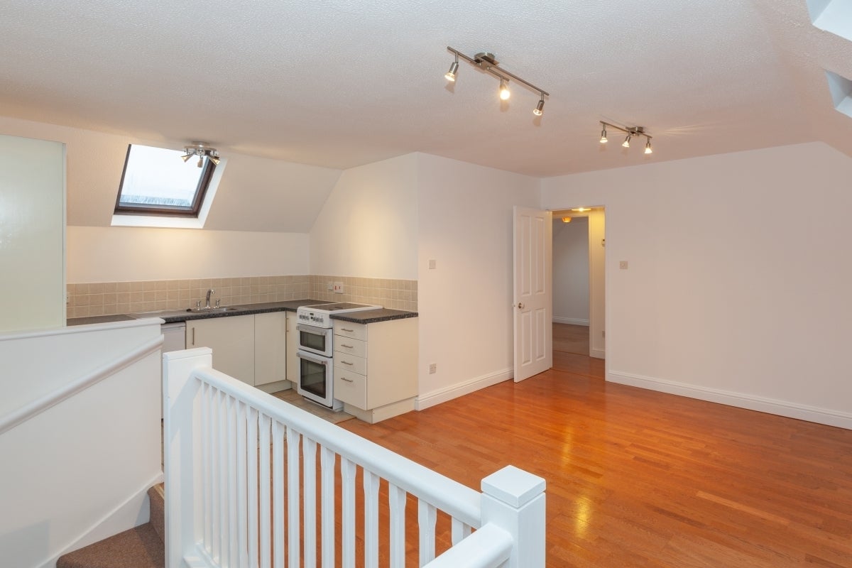 House Campden Close in West Oxfordshire