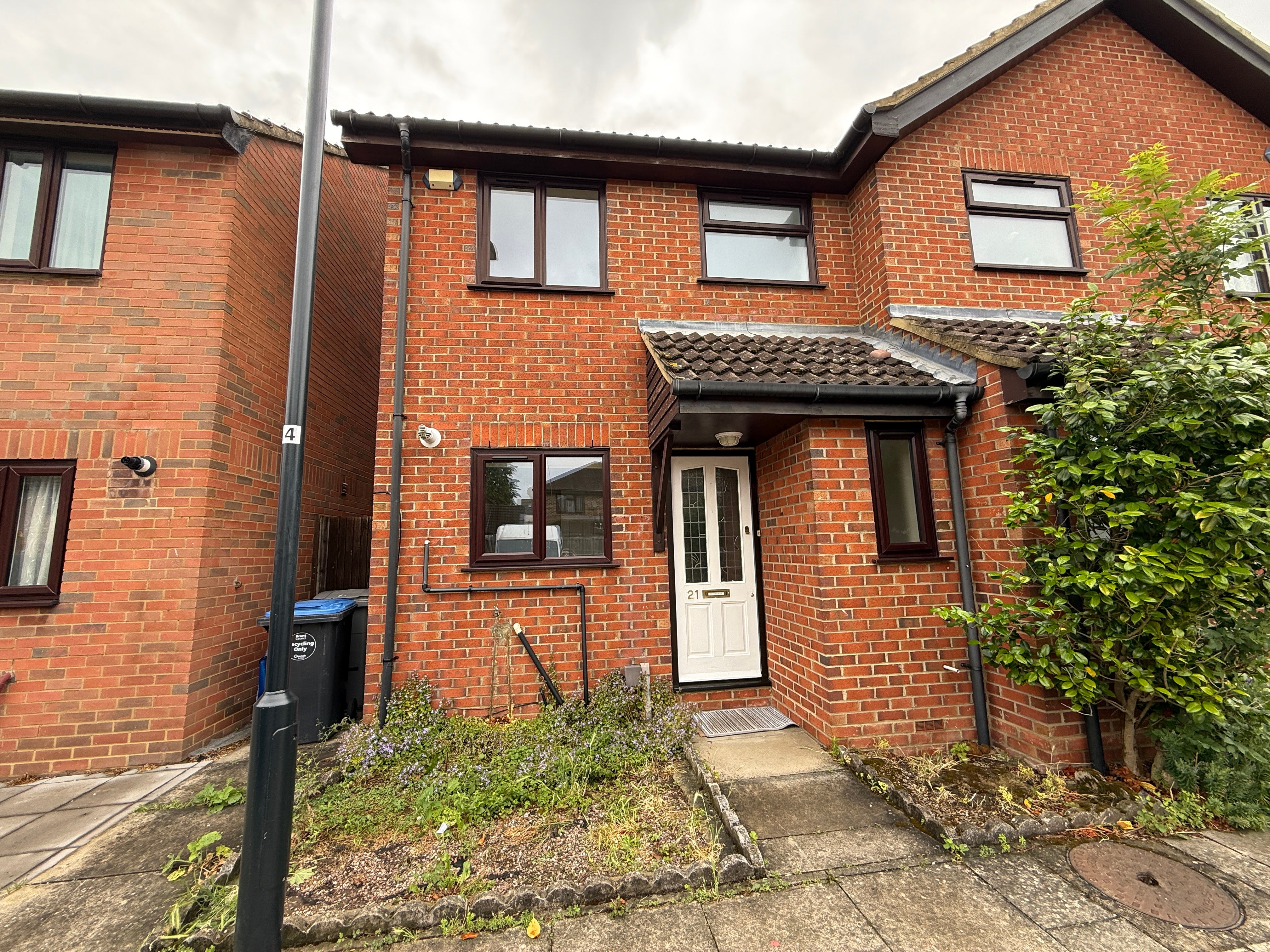 House Harwood Close in London