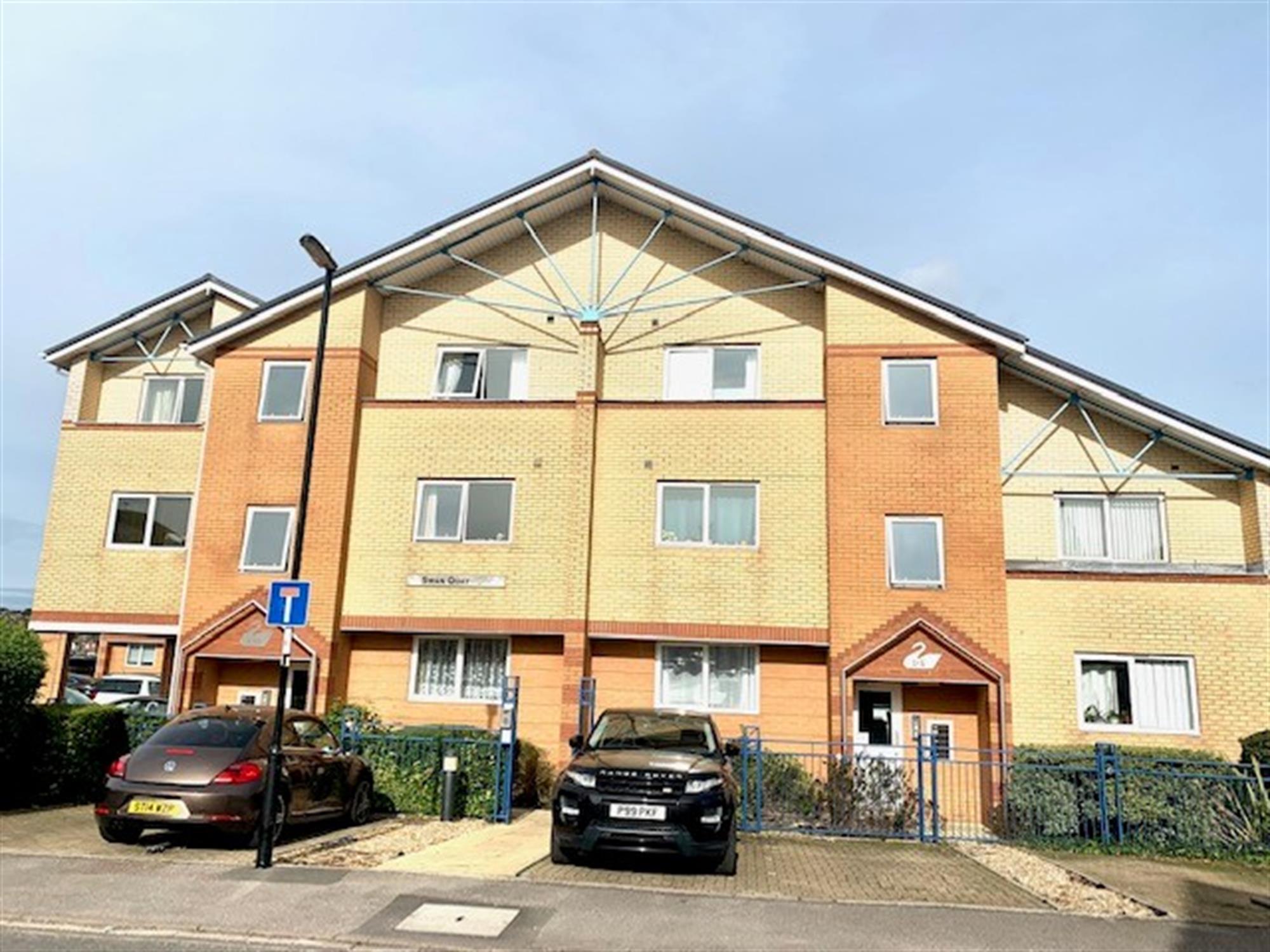 Flat Macnaghten Road in Southampton