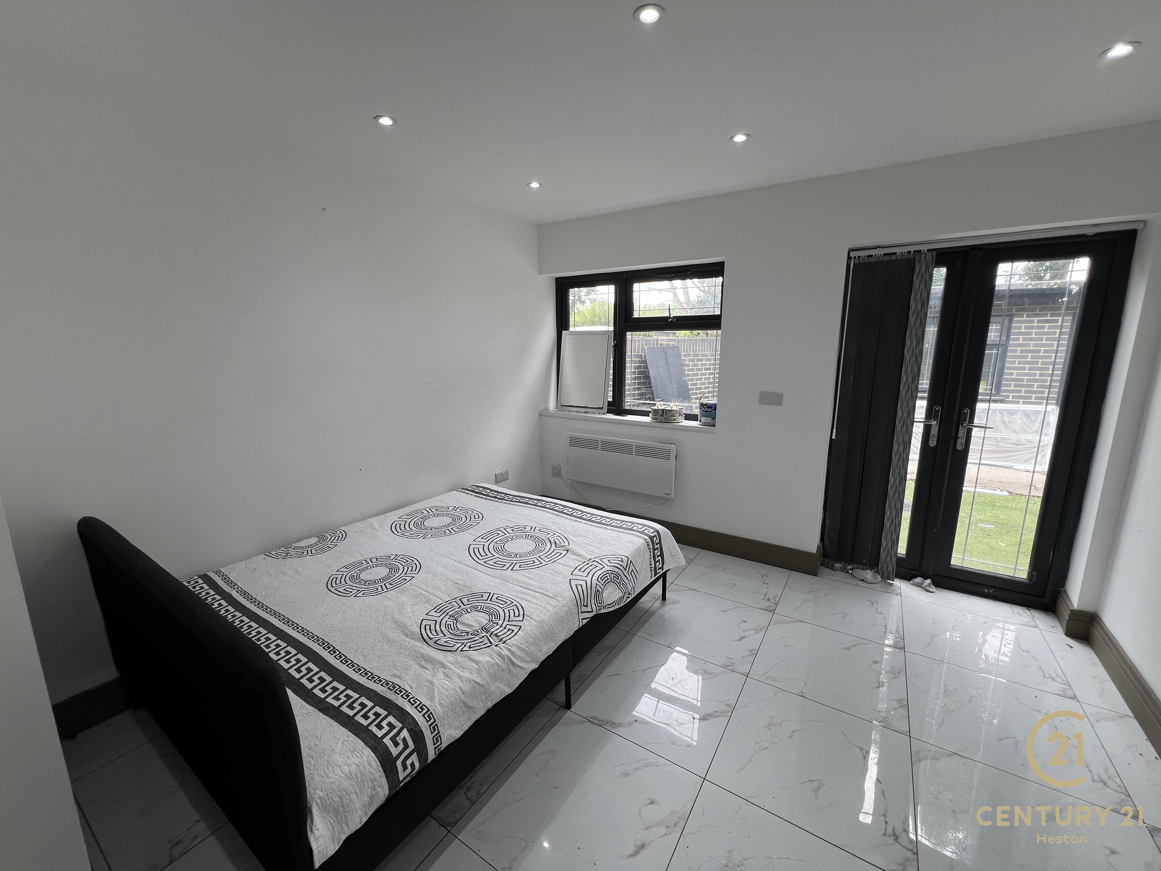 Room Norwood Road in Greater London