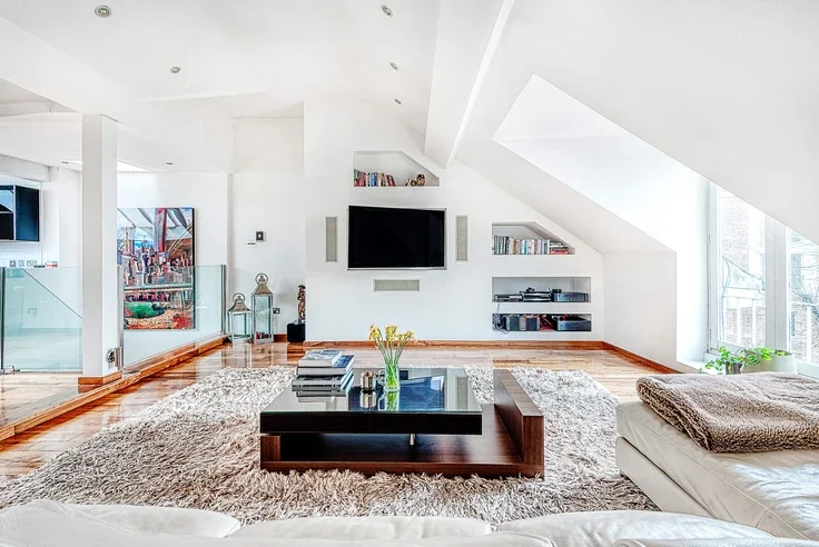 Flat Fitzjohn's Avenue in Greater London