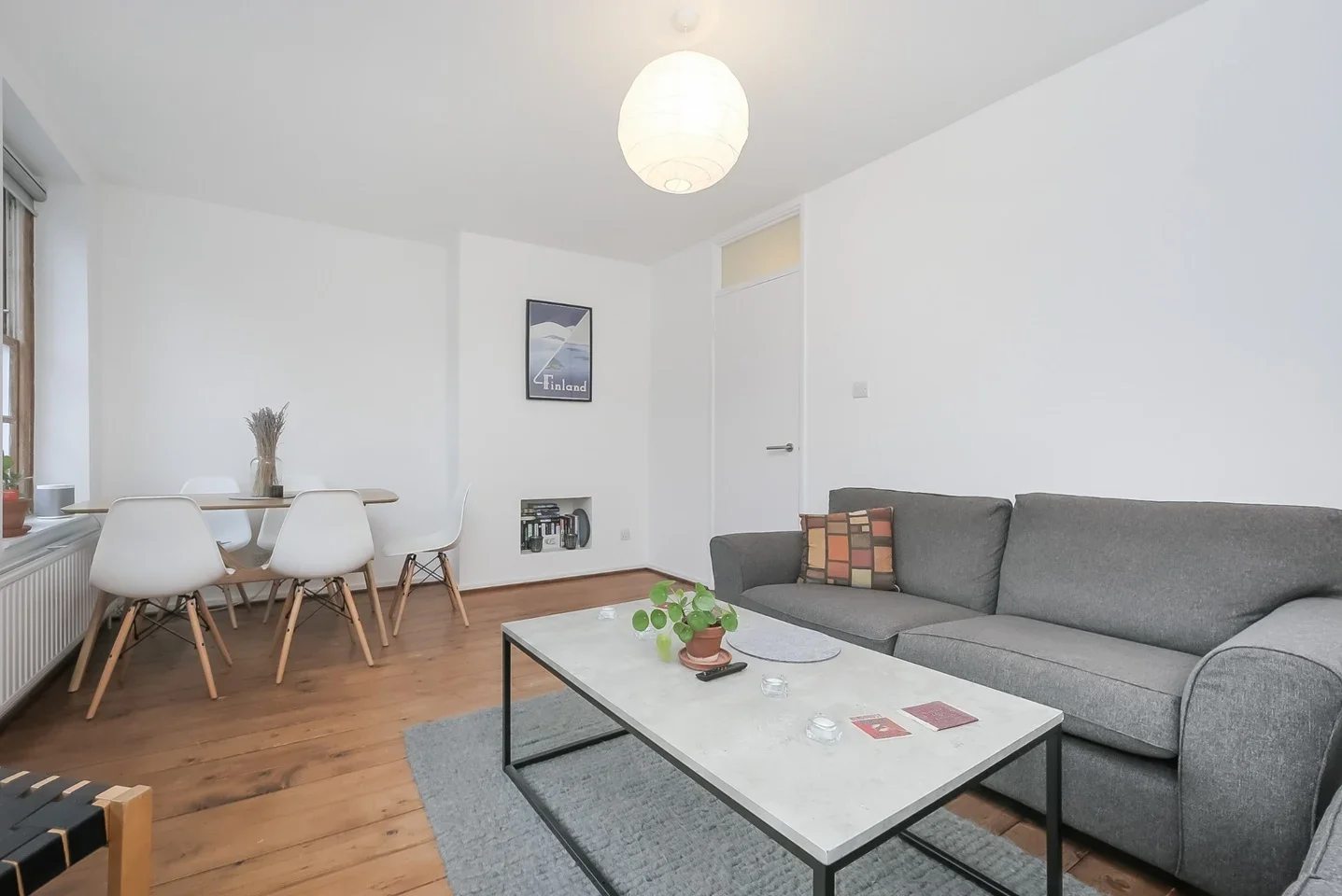 Flat Biddestone Road in Greater London