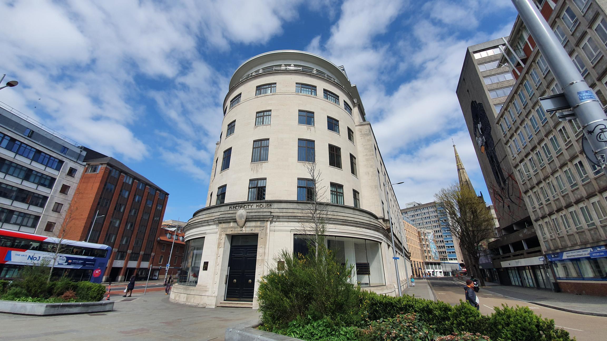 Flat Colston Avenue in Bristol