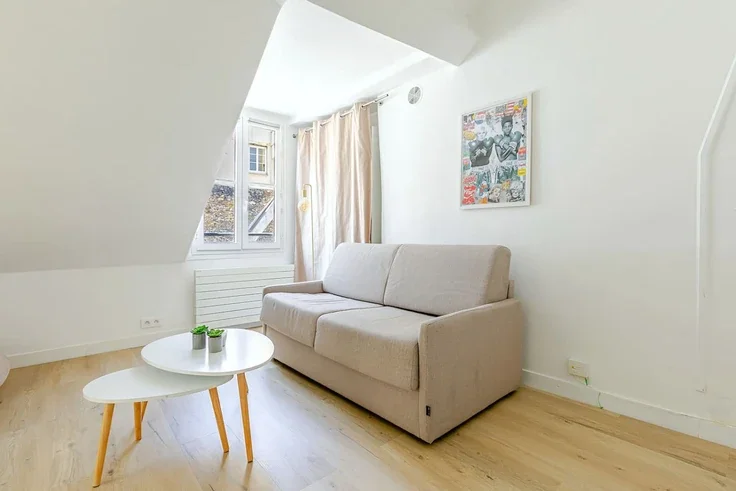 Appartement Rue Traversière à Paris
