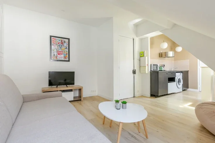 Appartement Rue Traversière à Paris