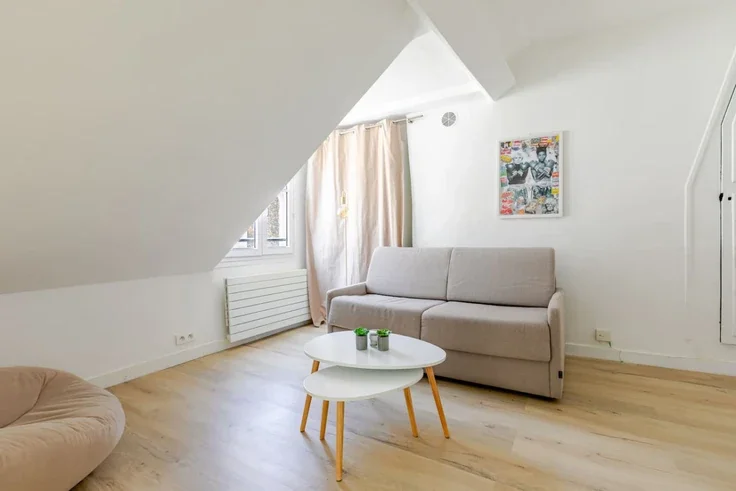 Appartement Rue Traversière à Paris