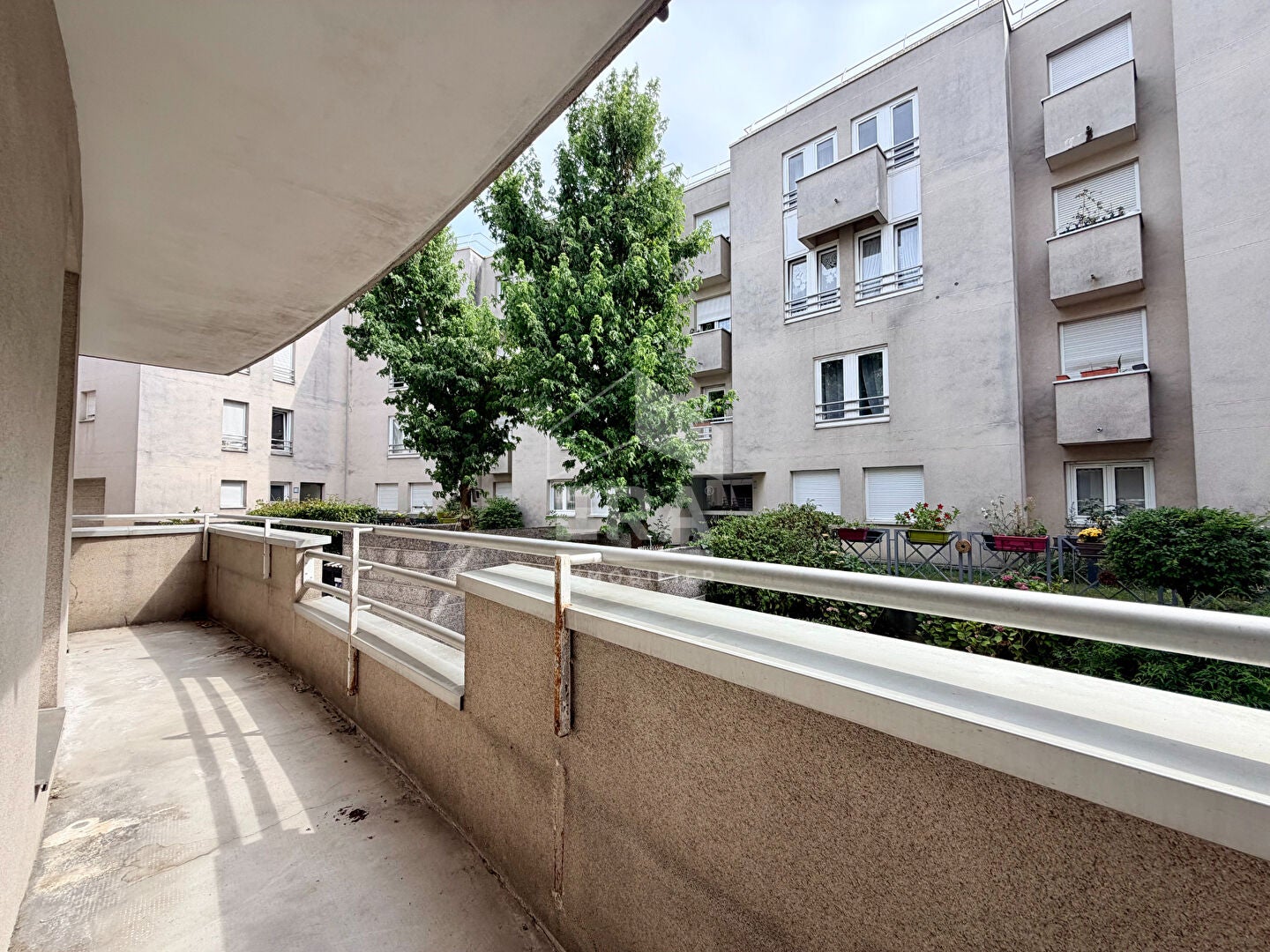 Flat Rue de la Garenne in Sèvres