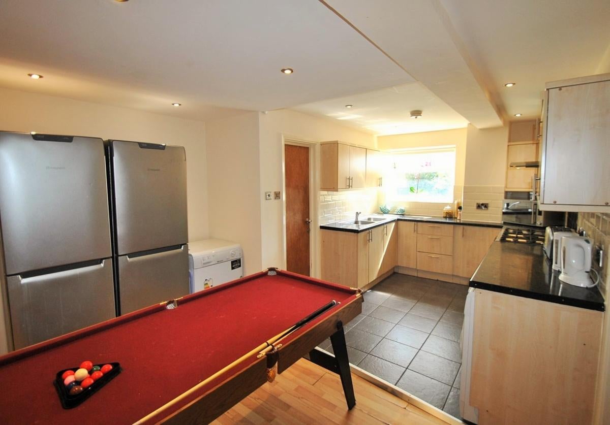 Flat Hatherley Road in Manchester