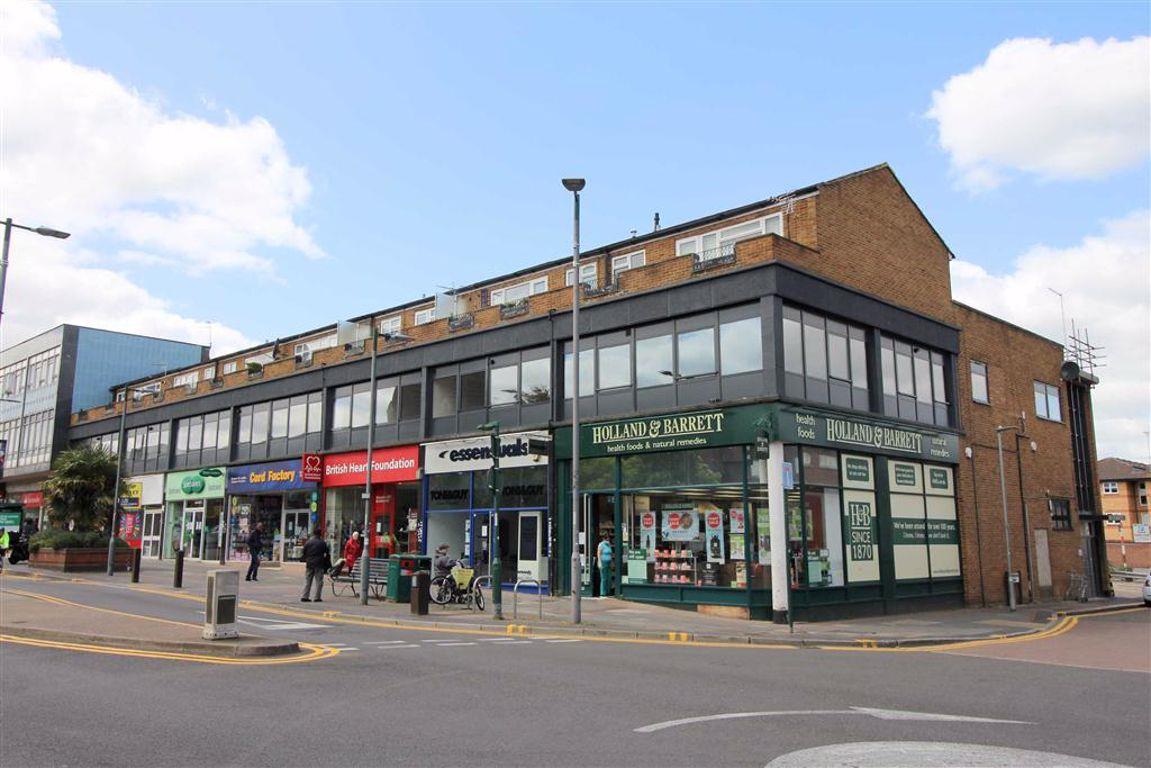 Flat Shenley Road in Hertsmere