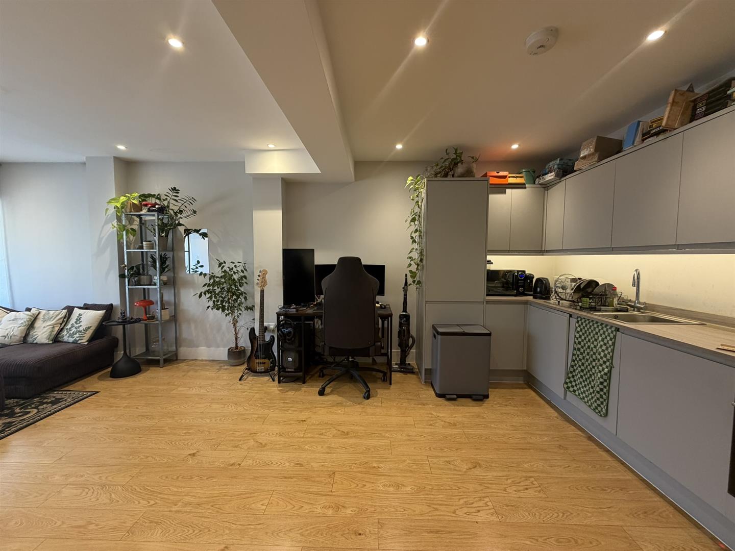 Flat Shenley Road in Hertsmere