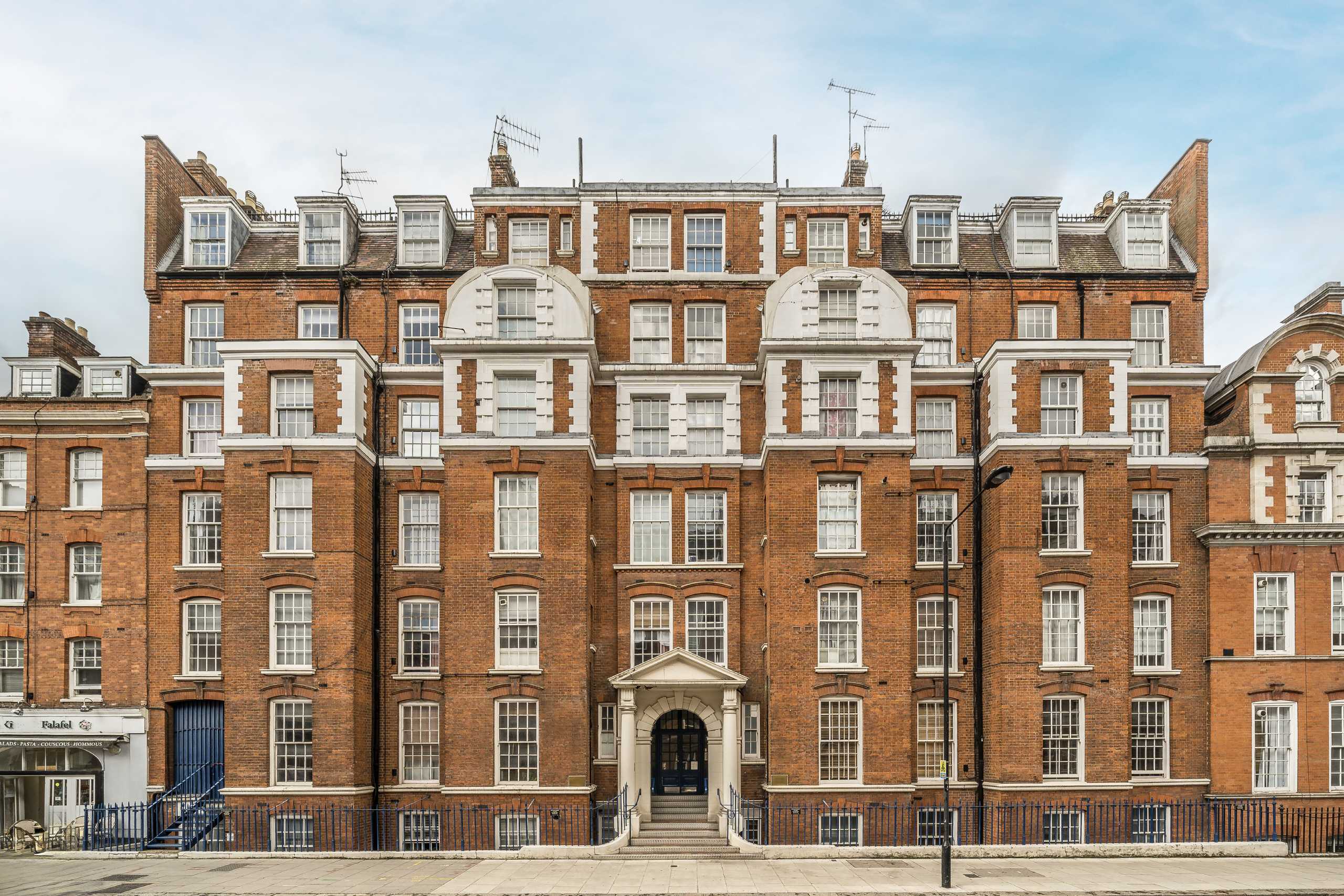 Flat Tavistock Place in Greater London