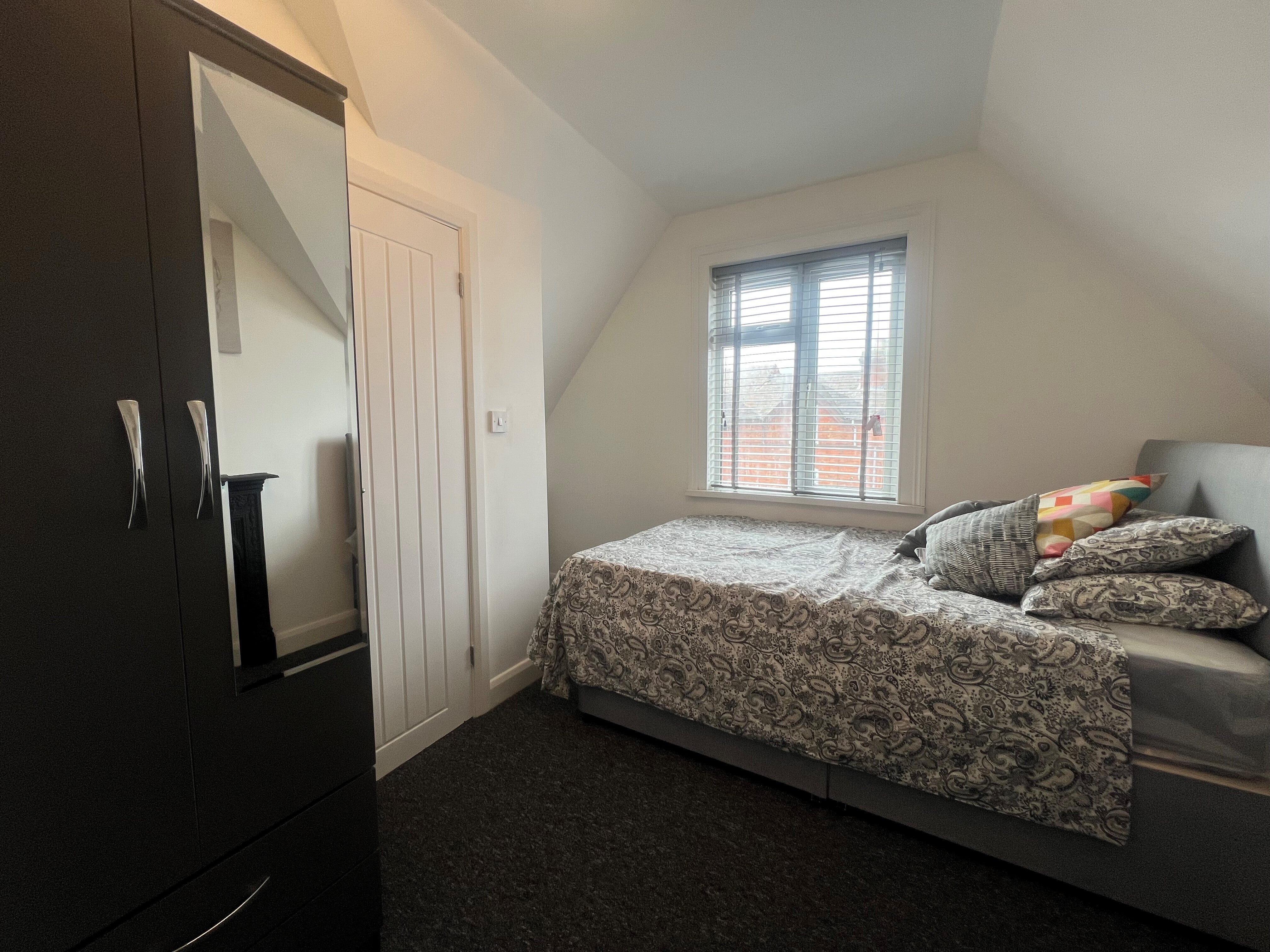 Room Mount Pleasant in Redditch