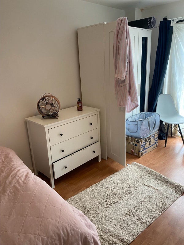 Room New Barns Avenue in Manchester